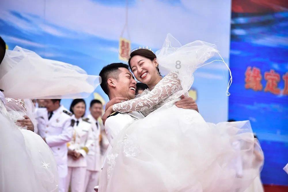 蔡壁如下一步何去何从？黄暐瀚预言：以后就是卢秀燕的人了