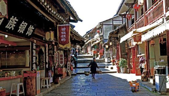 逃出诡异庄园